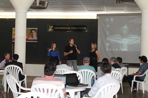 Assessoria de comunicação de Cianorte participa de encontro em Umuarama